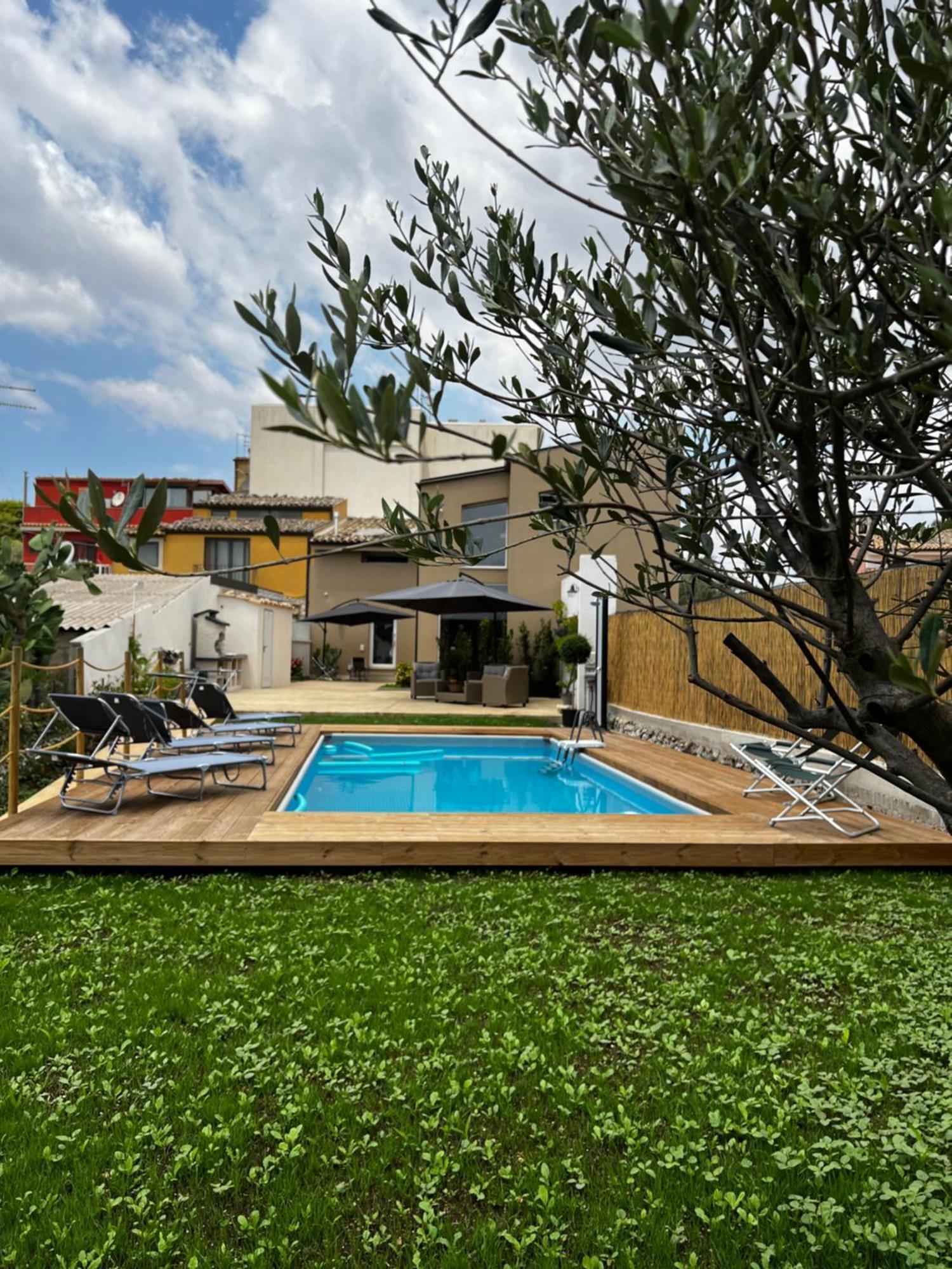 L'Angolo Degli Aromi Ragusa Exterior photo